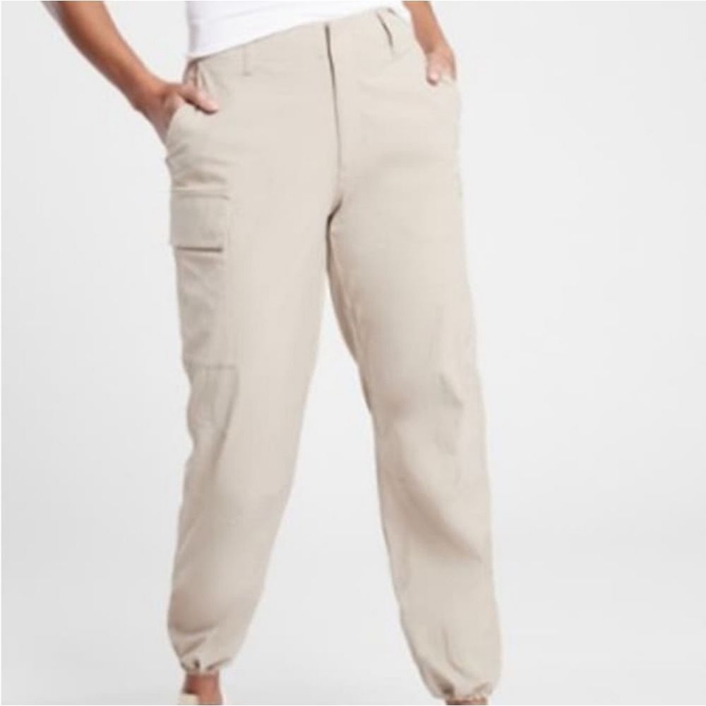 Athleta 26 Trekkie Utility Cargo Pant - Nwot